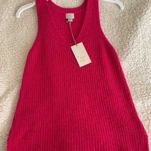 Woman’s hot pink Sweater tank top